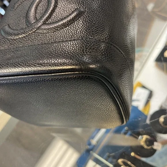 Chanel Vanity Bag - Picture 13 of 14